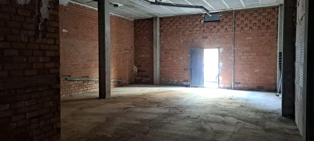 1 slaapkamer Commercieel te huur in Armilla - € 800 (Ref: 9721916)