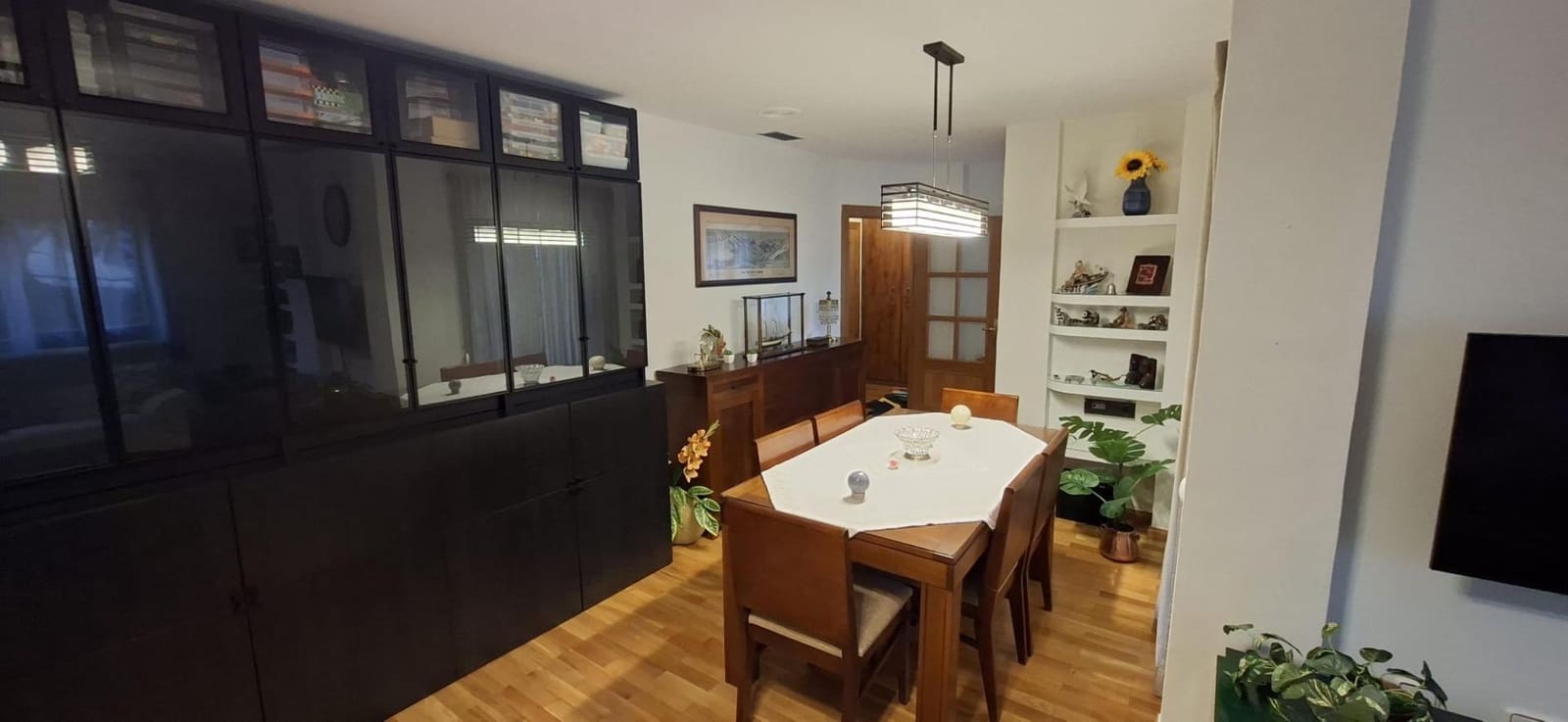 2 slaapkamer Flat te huur in Granada stad - € 900 (Ref: 9732439)