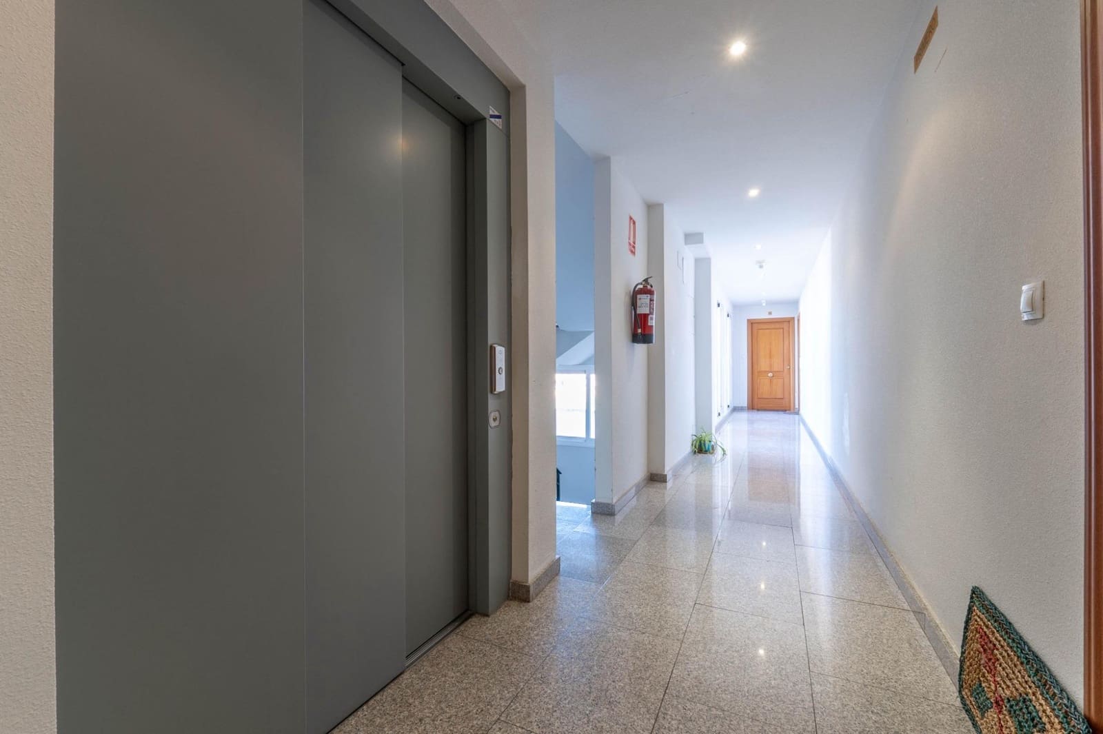 2 bedroom Flat for sale in Cijuela with garage - € 94,000 (Ref: 9735825)