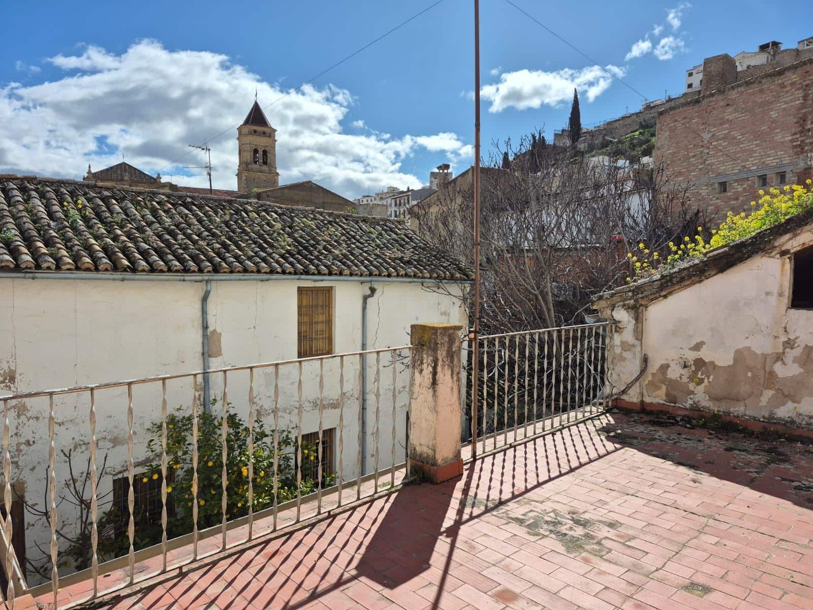 5 camera da letto Villetta a Schiera in vendita in Loja con garage - 99.000 € (Rif: 9735826)