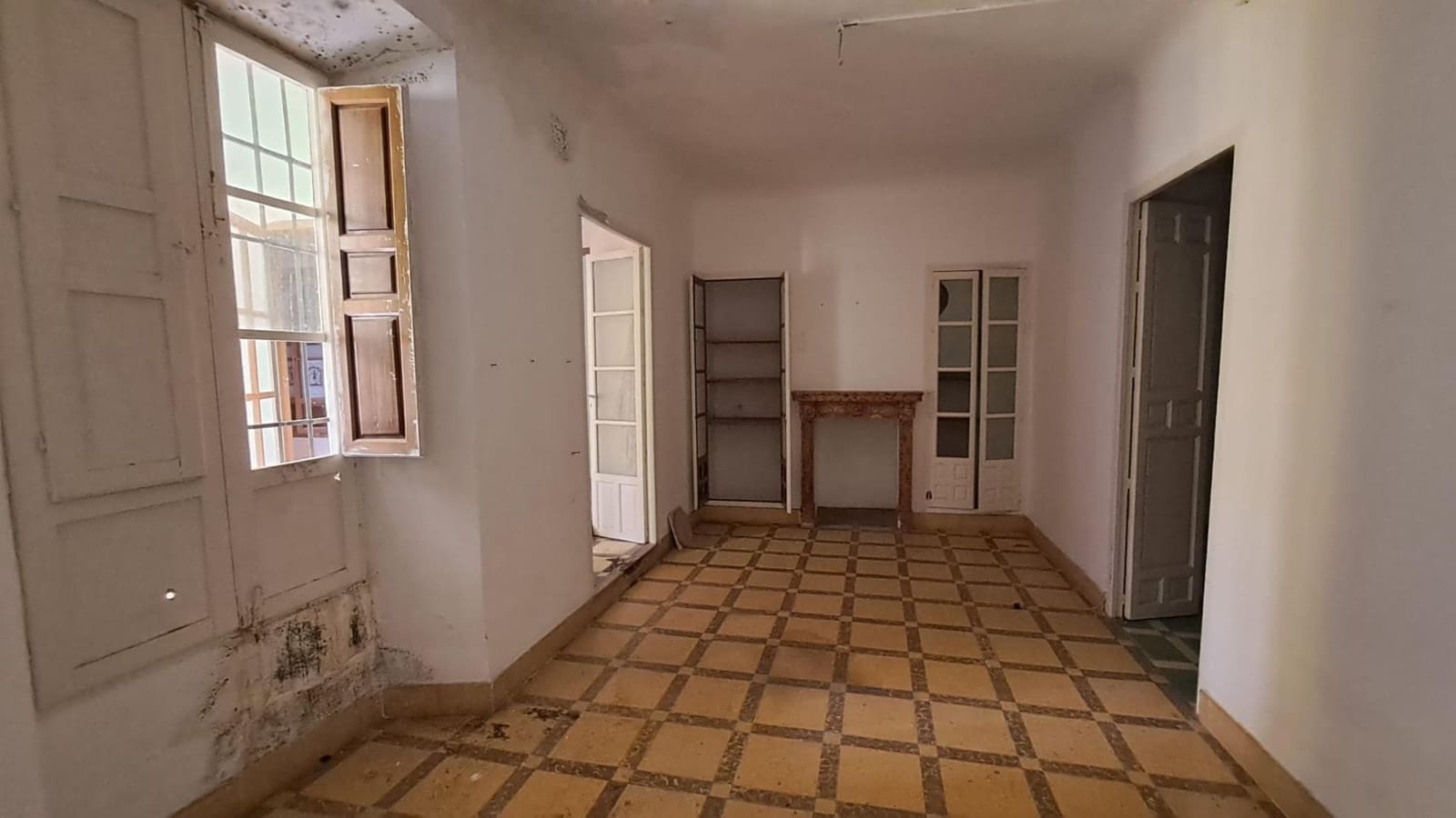 5 camera da letto Villetta a Schiera in vendita in Loja con garage - 99.000 € (Rif: 9735826)