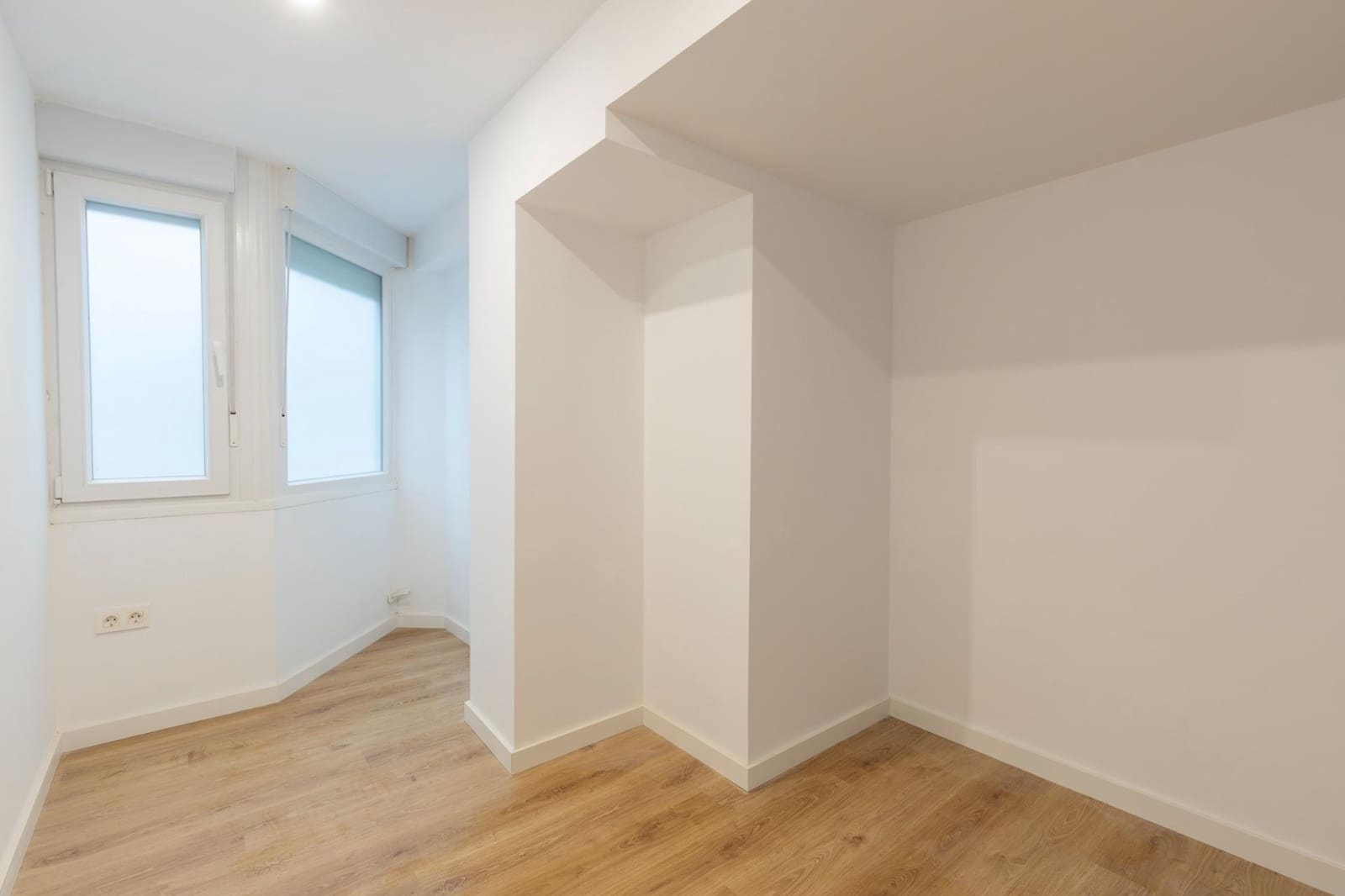 2 sovrum Lägenhet till salu i Granada stad - 270 000 € (Ref: 9748189)