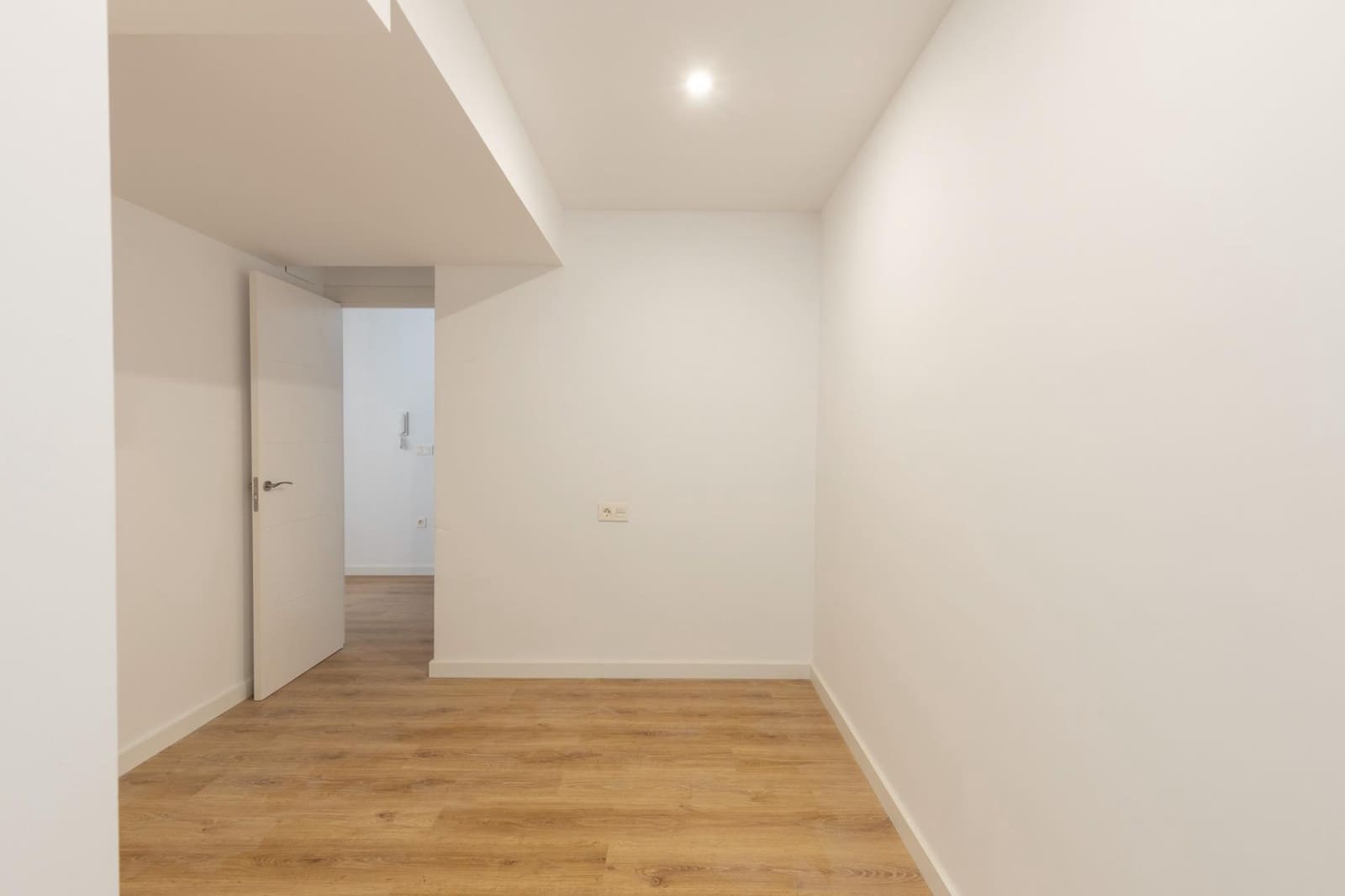 2 sovrum Lägenhet till salu i Granada stad - 270 000 € (Ref: 9748189)