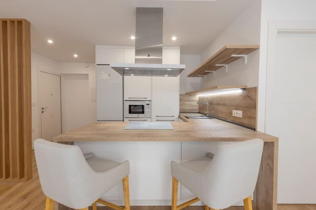 2 sovrum Lägenhet till salu i Figares, Granada stad - 270 000 € (Ref: 9748189)