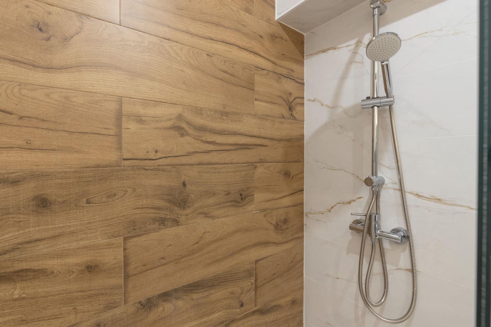 2 sovrum Lägenhet till salu i Granada stad - 270 000 € (Ref: 9748189)