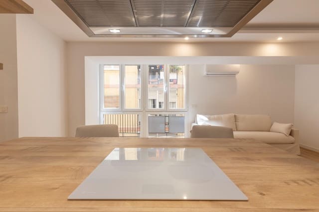 2 sovrum Lägenhet till salu i Figares, Granada stad - 270 000 € (Ref: 9748189)