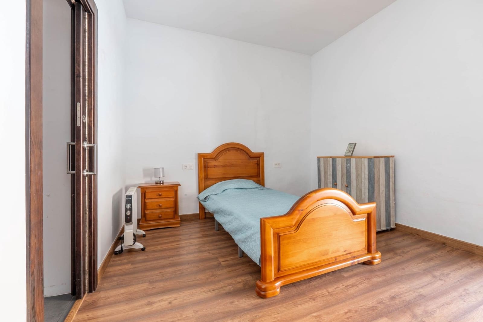 4 soverom Hus til salgs i Padul med garasje - € 260 000 (Ref: 9748191)