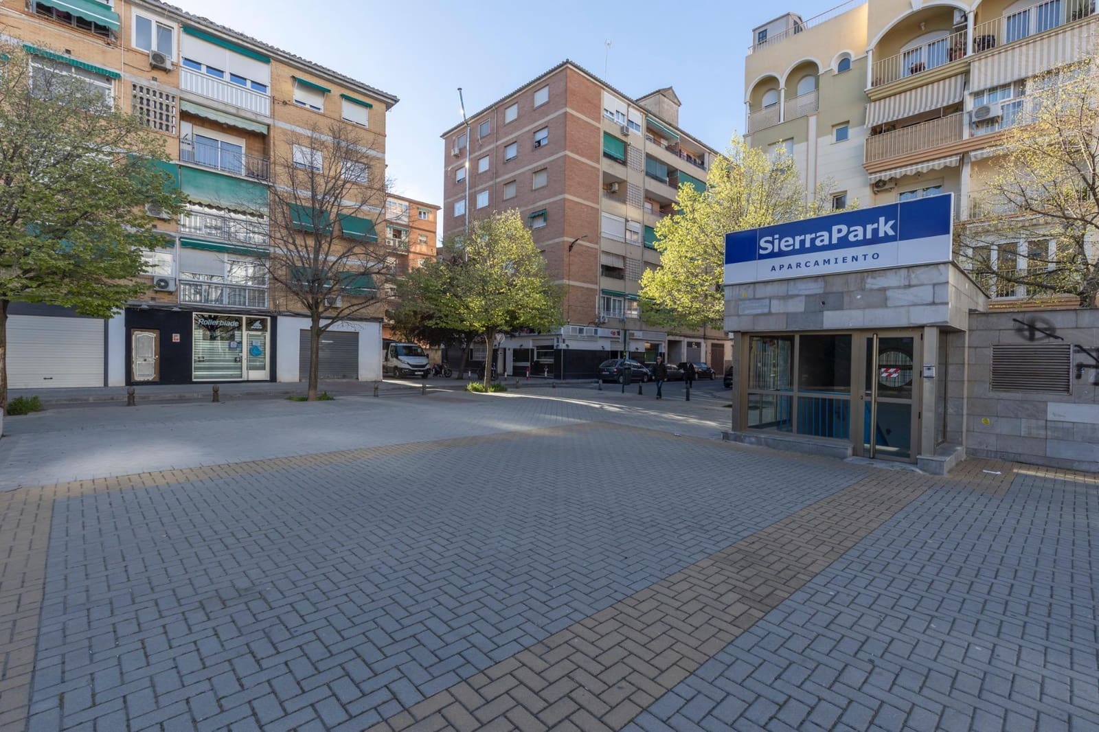1 soverom Kommersiell til salgs i Granada by - € 215 000 (Ref: 9752289)
