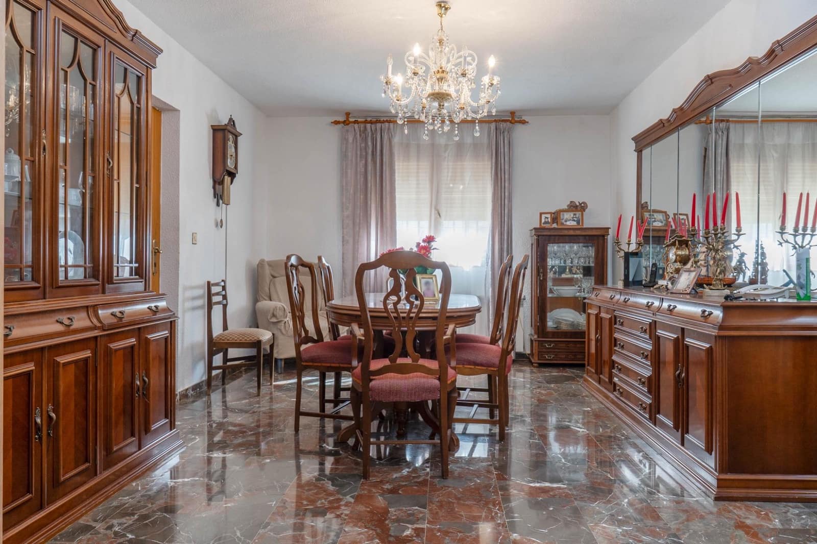 6 soveværelse Villa til salg i Otura med swimmingpool garage - € 399.000 (Ref: 9759180)