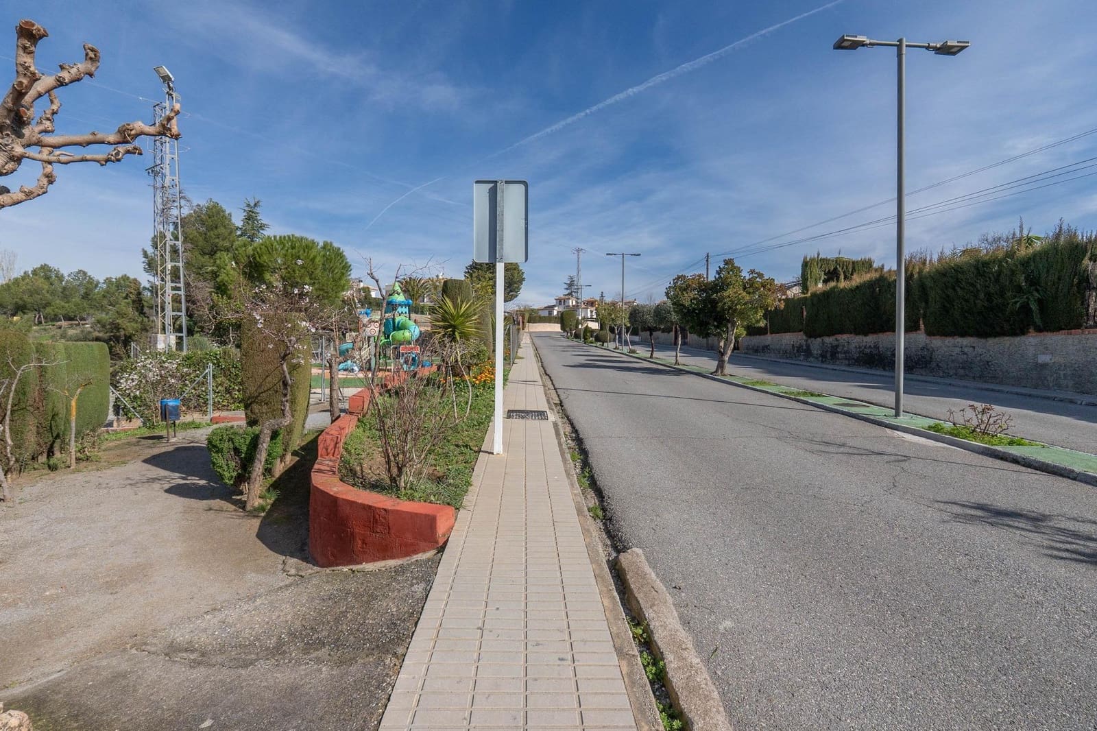 6 soveværelse Villa til salg i Otura med swimmingpool garage - € 399.000 (Ref: 9759180)