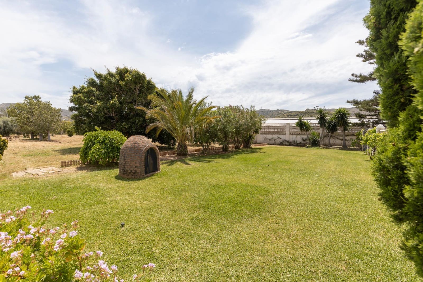 4 chambre Villa/Maison à vendre à Motril avec piscine garage - 595 000 € (Ref: 9759181)