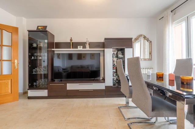 3 soverom Leilighet til salgs i Granada by med garasje - € 240 000 (Ref: 9759182)