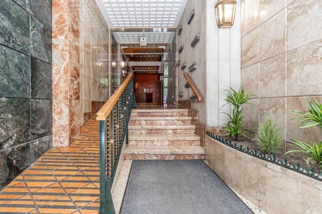 5 soverom Leilighet til salgs i Granada by - € 670 000 (Ref: 9759183)