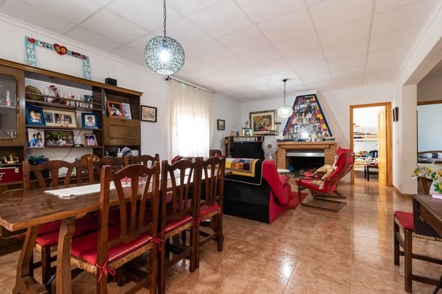 3 Zimmer Villa zu verkaufen in Pliego mit Garage - 180.000 € (Ref: 10015151)