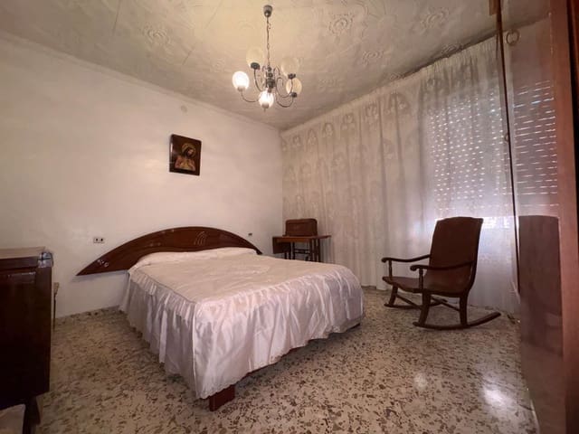 4 slaapkamer Huis te koop in Pliego - € 70.000 (Ref: 10030149)