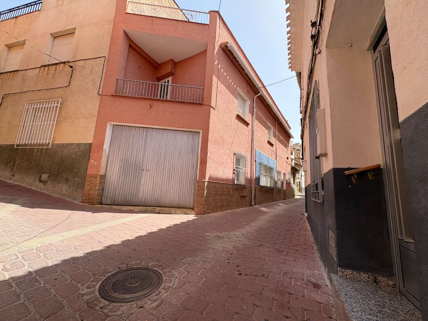 4 slaapkamer Huis te koop in Pliego met garage - € 80.000 (Ref: 10037076)