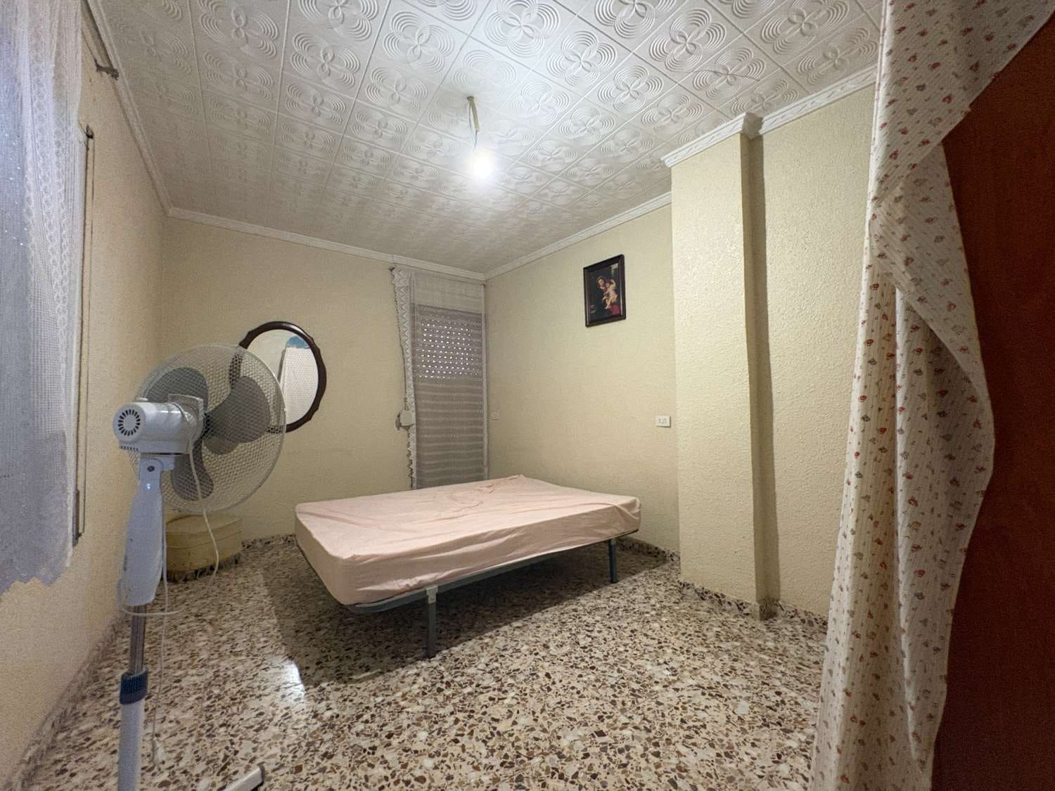 4 slaapkamer Huis te koop in Pliego met garage - € 80.000 (Ref: 10037076)
