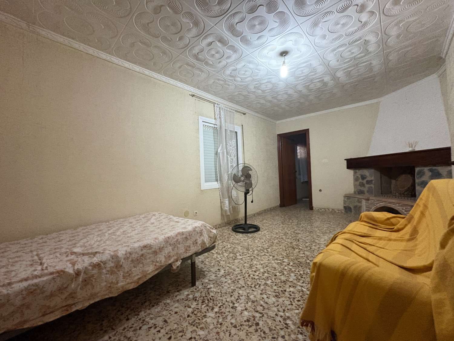 4 slaapkamer Huis te koop in Pliego met garage - € 80.000 (Ref: 10037076)