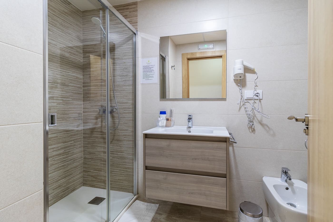 20 slaapkamer Hotel te koop in Calasparra met garage - € 1.370.000 (Ref: 10061377)