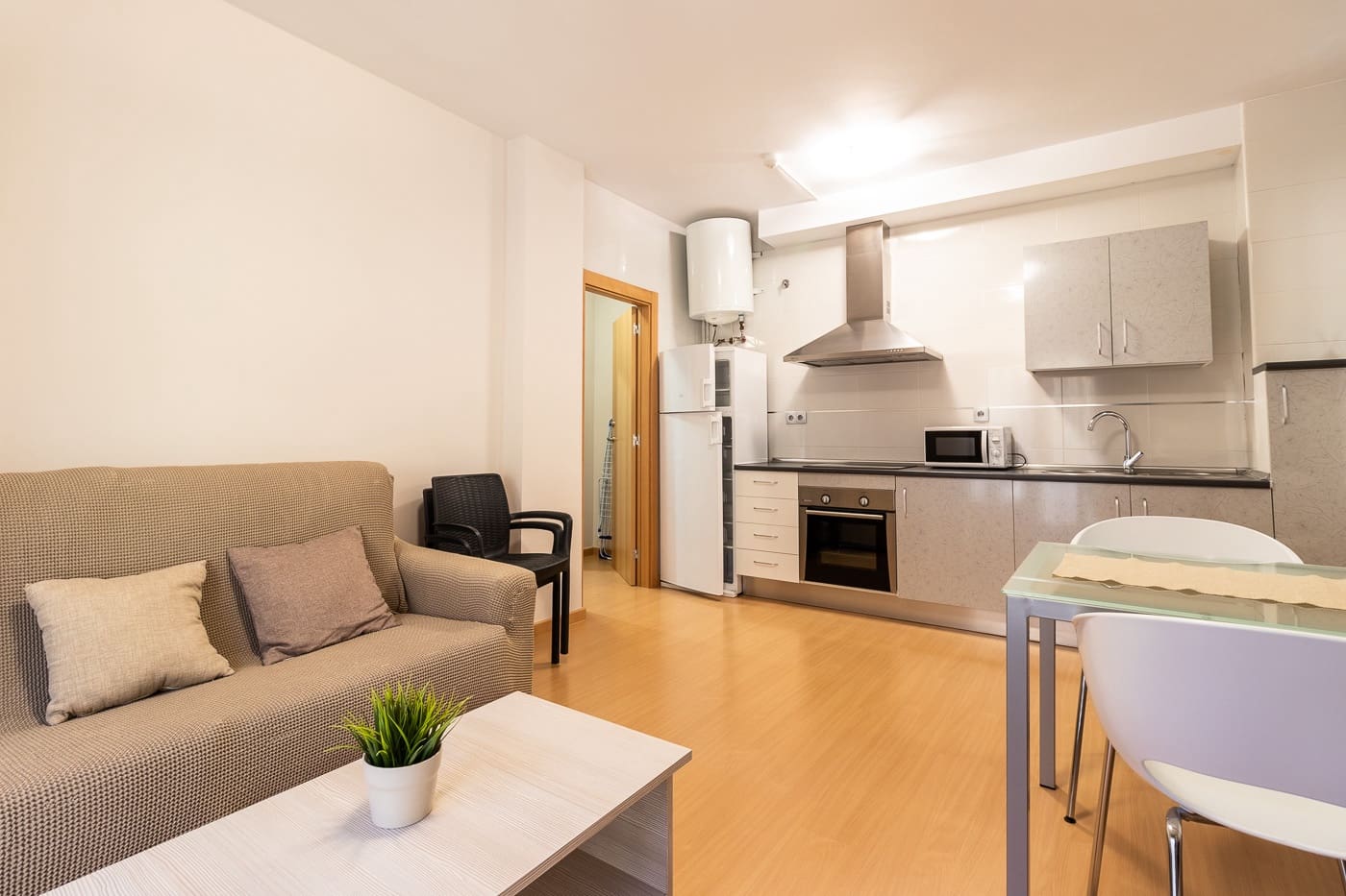 48 soveværelse Erhverv til salg i Cehegin med garage - € 3.750.000 (Ref: 10157444)