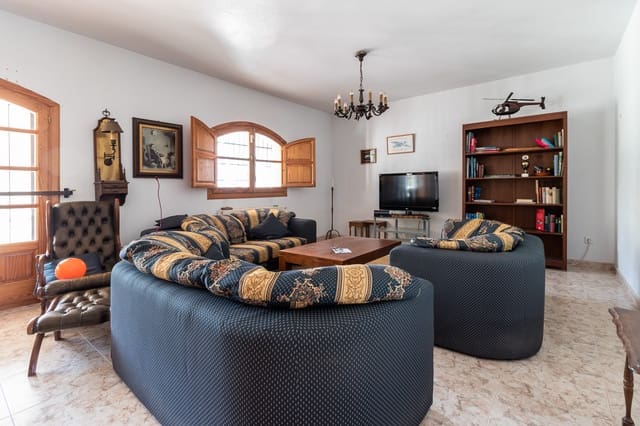 4 quarto Moradia para venda em Alhama de Murcia com piscina - 275 000 € (Ref: 10168292)