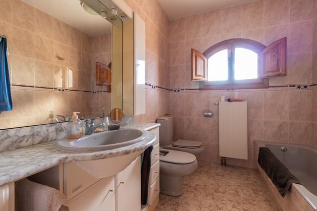 4 quarto Moradia para venda em Alhama de Murcia com piscina - 275 000 € (Ref: 10168292)