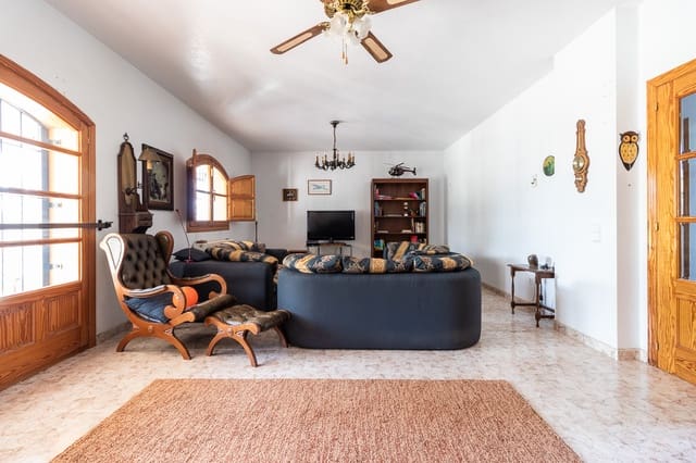 4 quarto Moradia para venda em Alhama de Murcia com piscina - 275 000 € (Ref: 10168292)