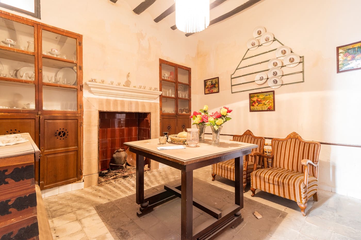 5 bedroom Townhouse for sale in Mula with garage - € 100,000 (Ref: 9144155)