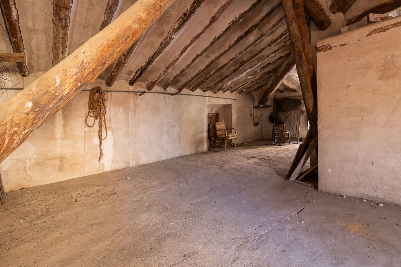 5 bedroom Townhouse for sale in Mula with garage - € 100,000 (Ref: 9144155)