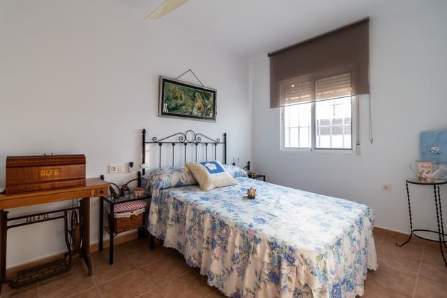 4 sovrum Villa till salu i Librilla med garage - 330 000 € (Ref: 9156032)