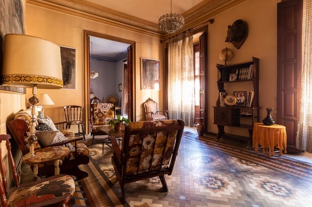 10 bedroom Townhouse for sale in Cehegín - € 650,000 (Ref: 9190893)