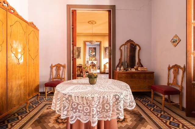 10 bedroom Townhouse for sale in Cehegín - € 650,000 (Ref: 9190893)