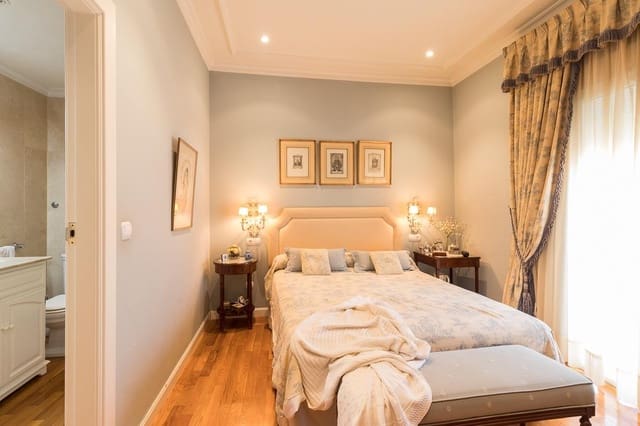 4 bedroom Townhouse for sale in Mula - € 165,000 (Ref: 9246447)