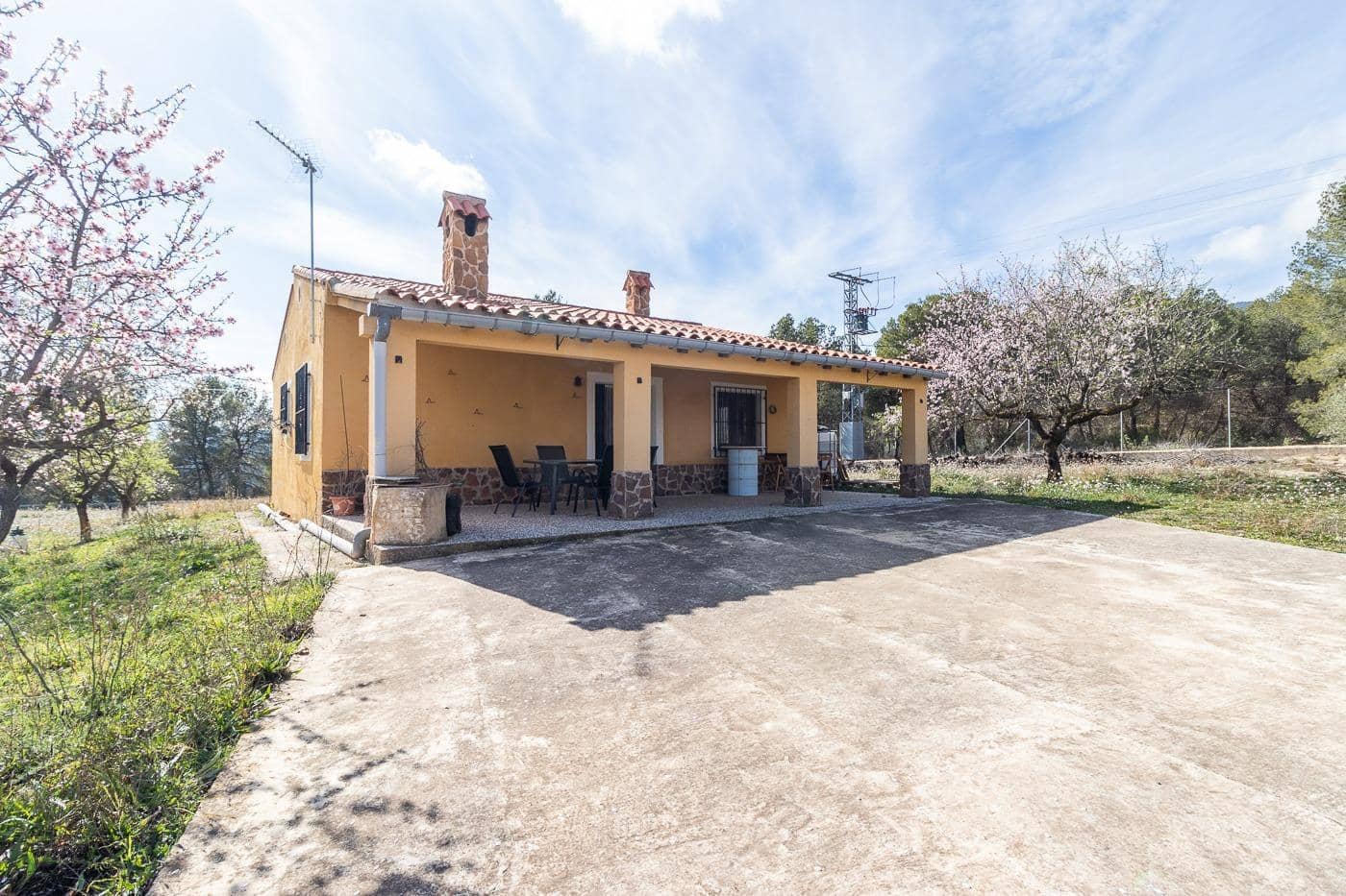 3 makuuhuone Omakotitalo myytävänä paikassa Mula - 175 000 € (Ref: 9256856)