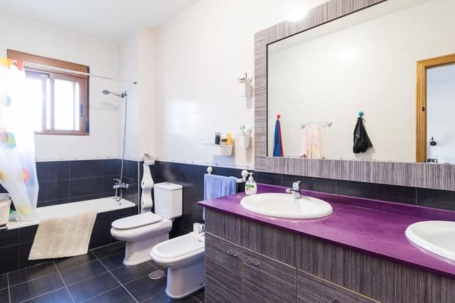 4 soveværelse Villa til salg i Mula - € 400.000 (Ref: 9256860)