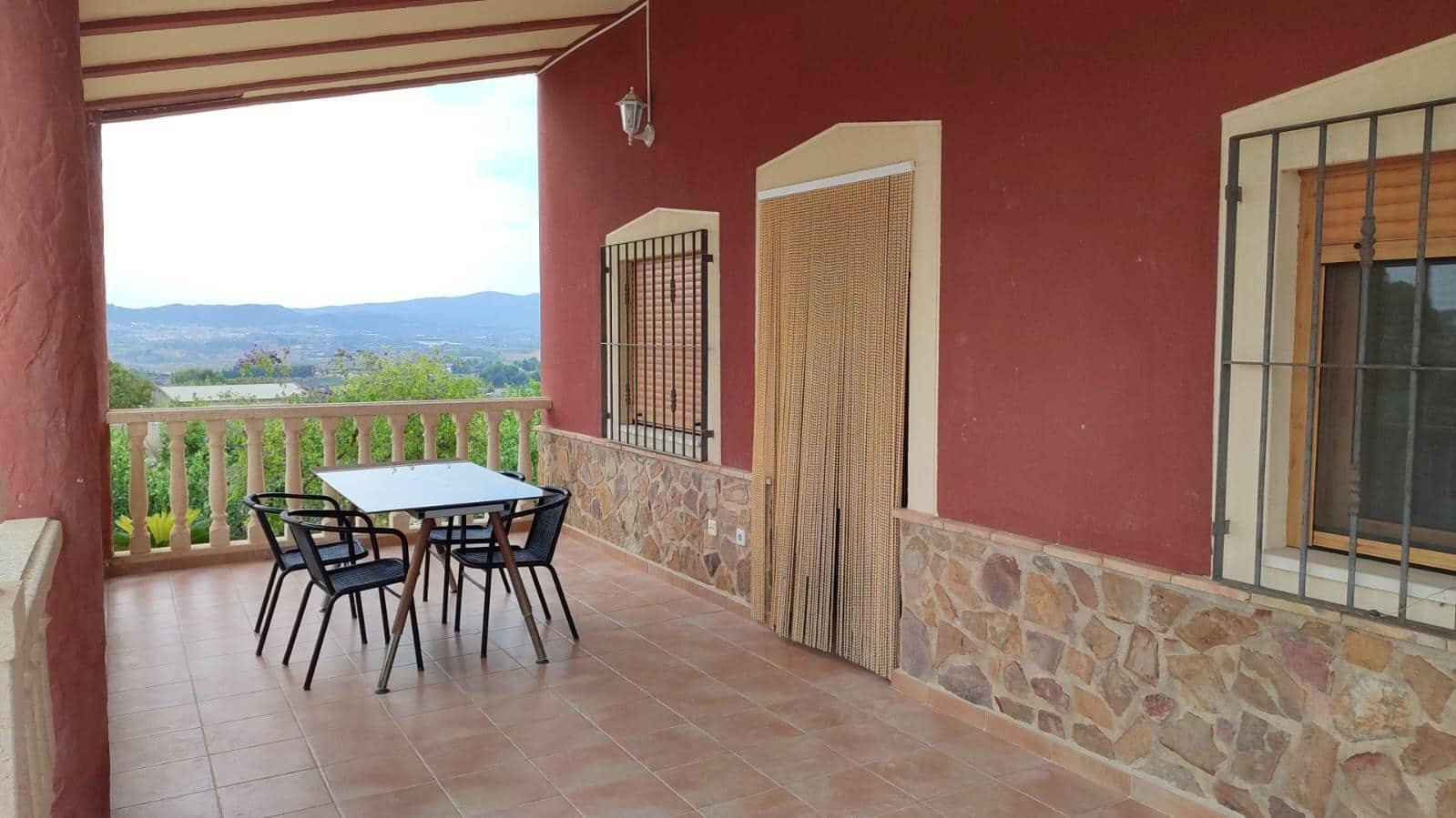 8 soverom Hus til salgs i El Nino - € 350 000 (Ref: 9256862)