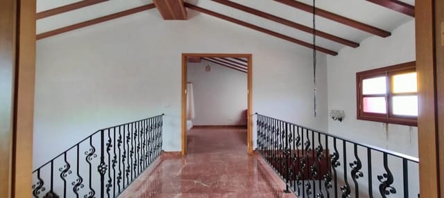 9 bedroom Townhouse for sale in Mula - € 500,000 (Ref: 9256863)