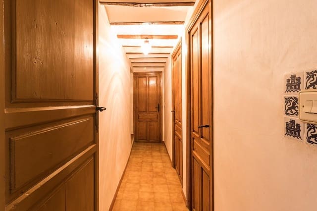 9 bedroom Townhouse for sale in El Niño, Mula - € 550,000 (Ref: 9269246)