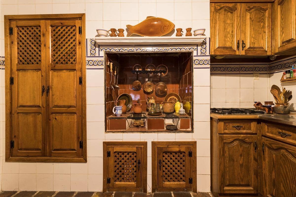 9 soveværelse Byhus til salg i El Nino - € 550.000 (Ref: 9269246)