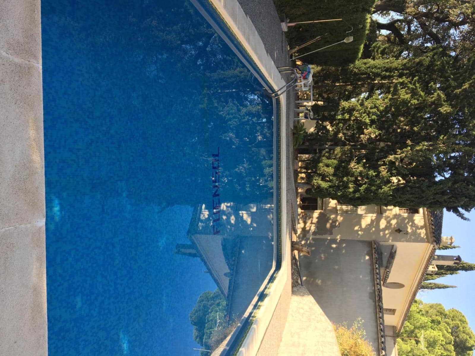 9 soveværelse Byhus til salg i El Nino - € 550.000 (Ref: 9269246)