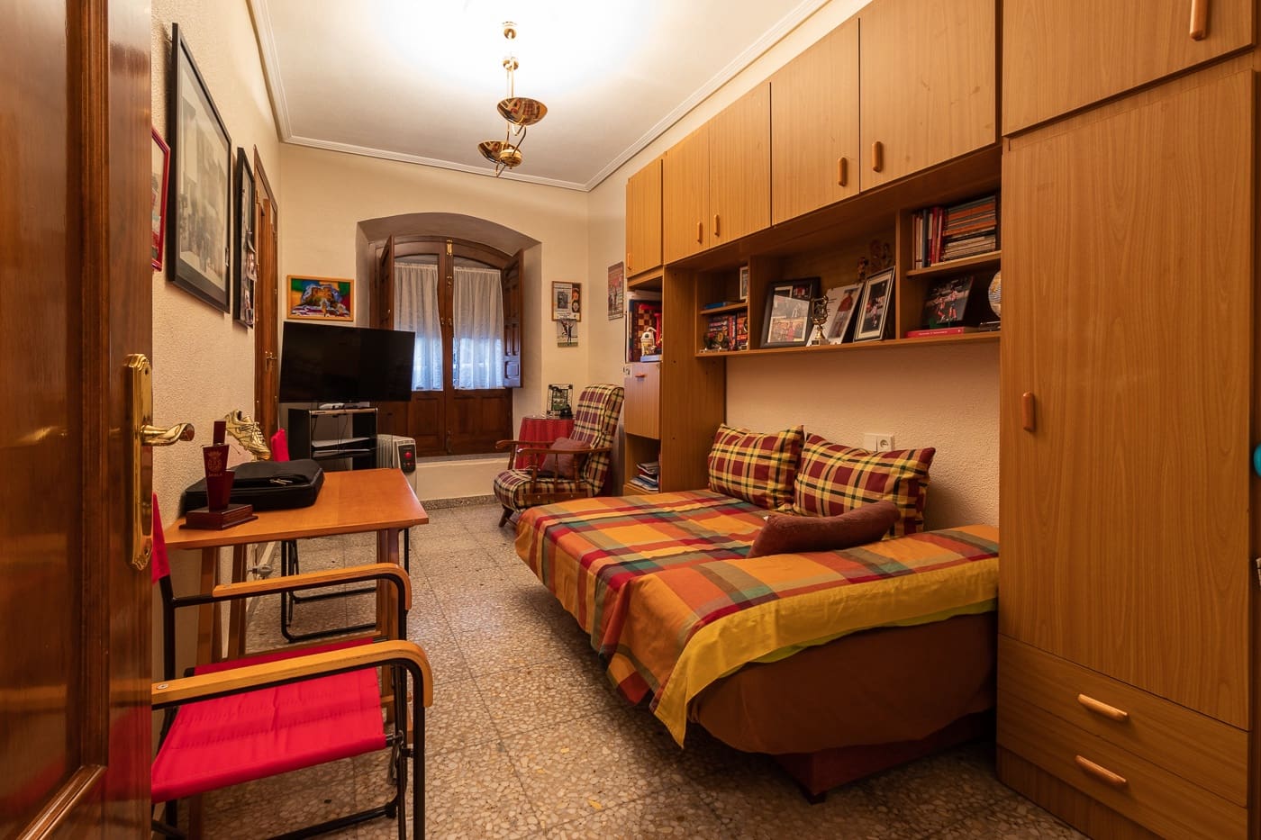 6 soverom Kjedet enebolig til salgs i Mula med garasje - € 210 000 (Ref: 9300736)