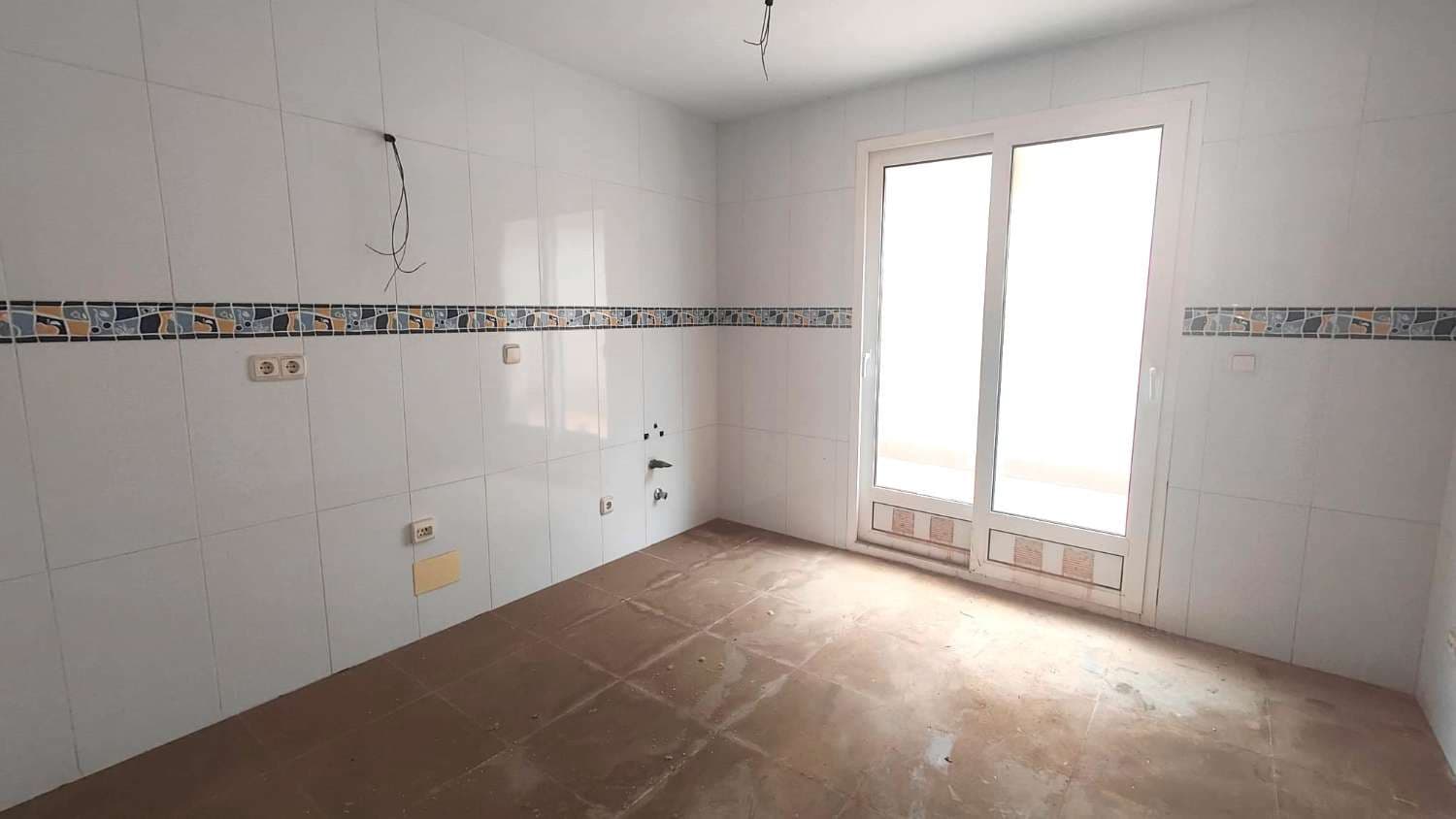 4 makuuhuone Rivitalo myytävänä paikassa Pliego - 150 000 € (Ref: 9303204)