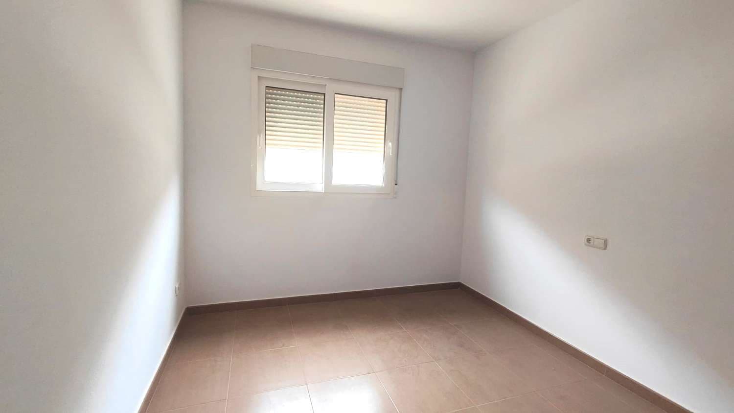 4 makuuhuone Rivitalo myytävänä paikassa Pliego - 150 000 € (Ref: 9303204)