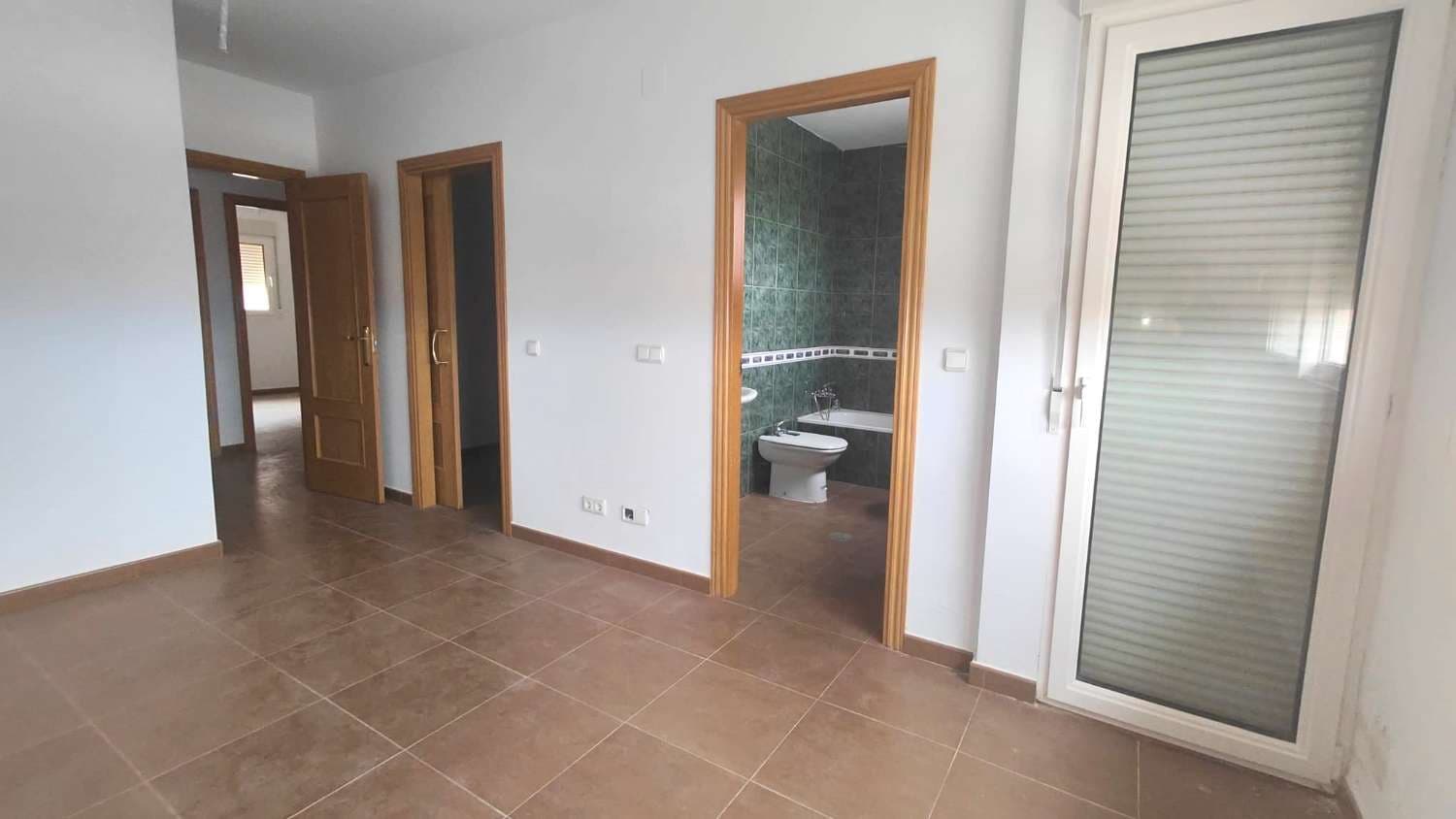 4 makuuhuone Rivitalo myytävänä paikassa Pliego - 150 000 € (Ref: 9303204)