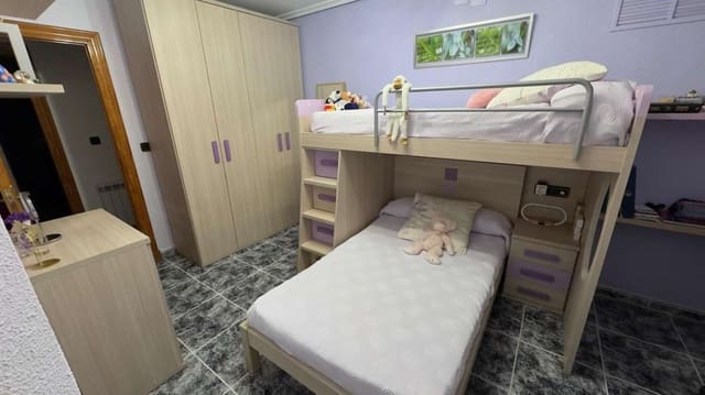 3 slaapkamer Flat te koop in Pliego met garage - € 100.000 (Ref: 9308371)