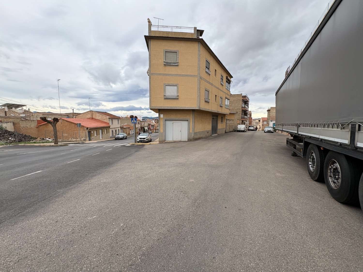 3 bedroom Flat for sale in Pliego with garage - € 100,000 (Ref: 9308371)