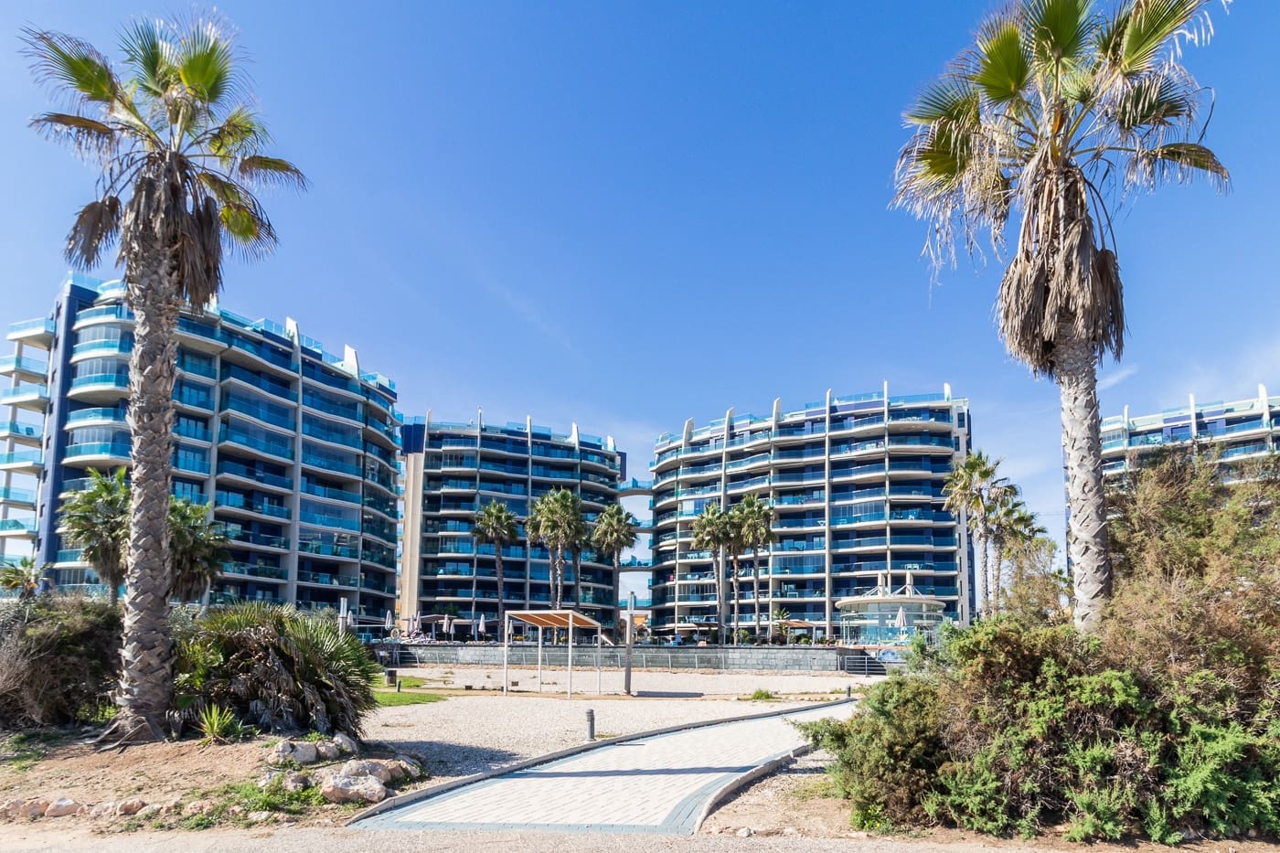 Apartamento de 2 habitaciones en Torrevieja en venta con garaje - 420.000 € (Ref: 9393895)