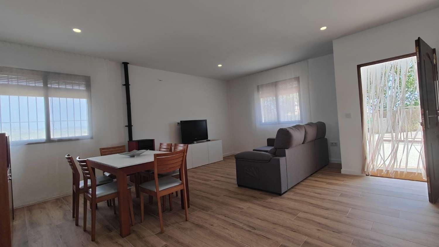 Finca/Casa Rural de 2 habitaciones en Pliego en venta - 147.000 € (Ref: 9453162)