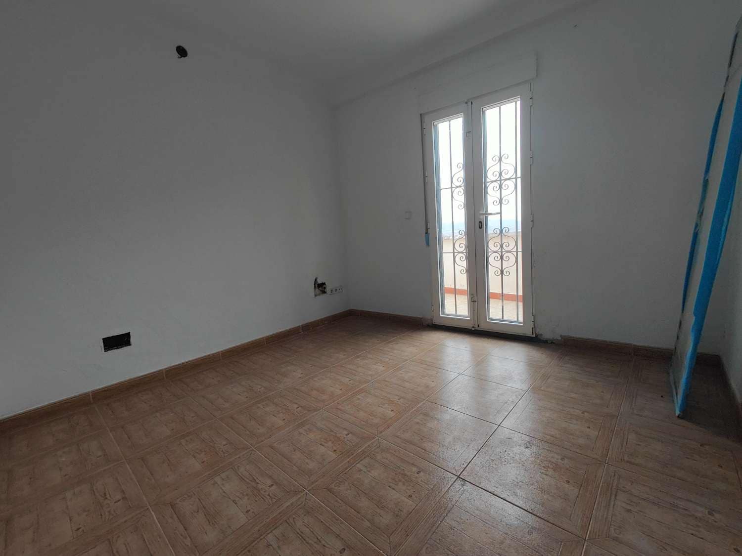 Casa de 2 habitaciones en Pliego en venta - 29.950 € (Ref: 9472767)
