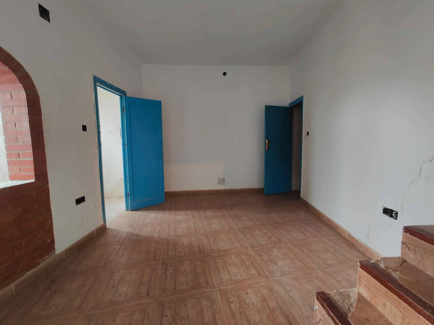 Casa de 2 habitaciones en Pliego en venta - 29.950 € (Ref: 9472767)